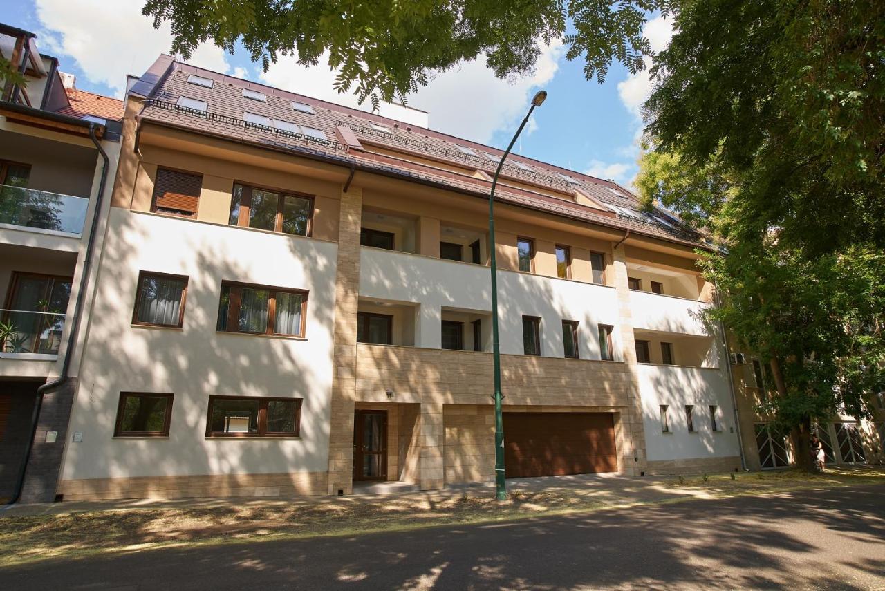 Sunlight Blue - Szeged Apartment ภายนอก รูปภาพ